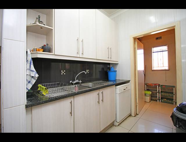 4 BEDROOM HOUSE FOR SALE IN CYRILDENE